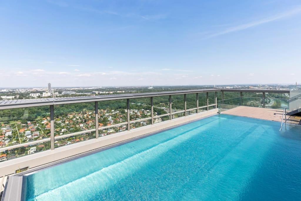 Design Apartment With Amazing View Over Wien Eksteriør bilde