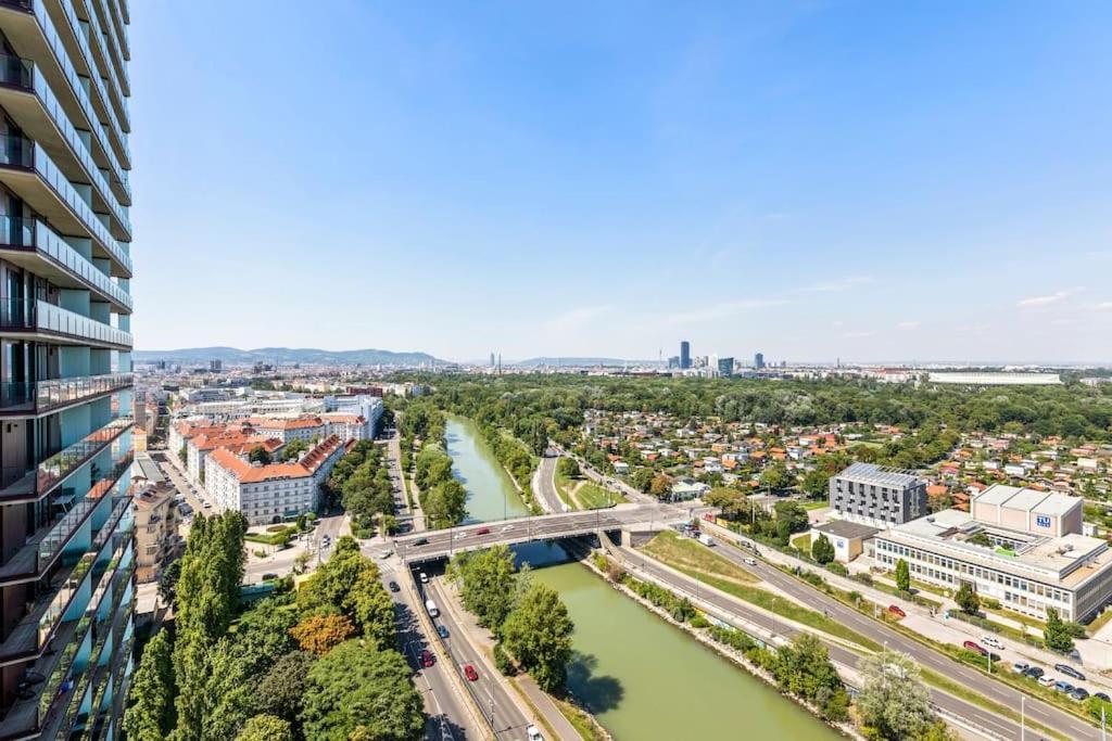 Design Apartment With Amazing View Over Wien Eksteriør bilde